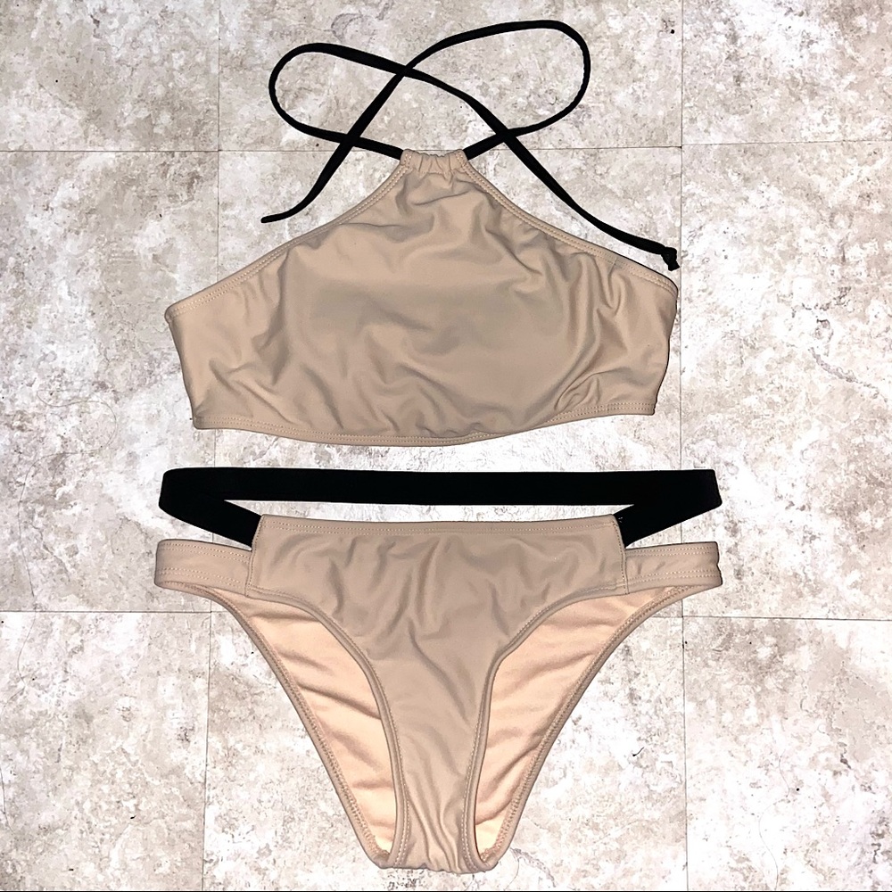 💦Kendall & Kylie Nude Strappy Bikini Set